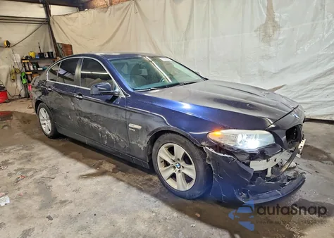 2012 BMW 528 Xi z USA, uszkodzony, nr VIN WBAXH5C56CDW10216